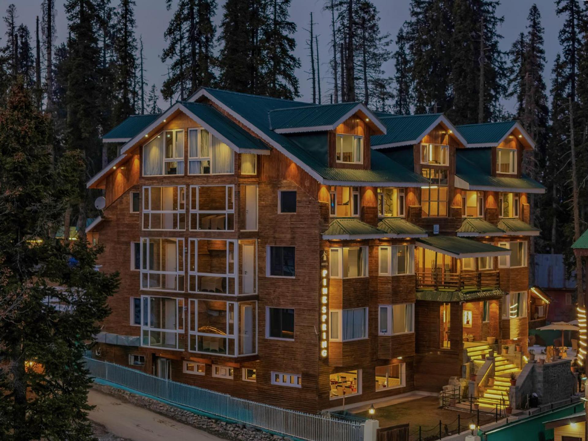 Hotel Pine Spring Γκουλμάργκ Εξωτερικό φωτογραφία