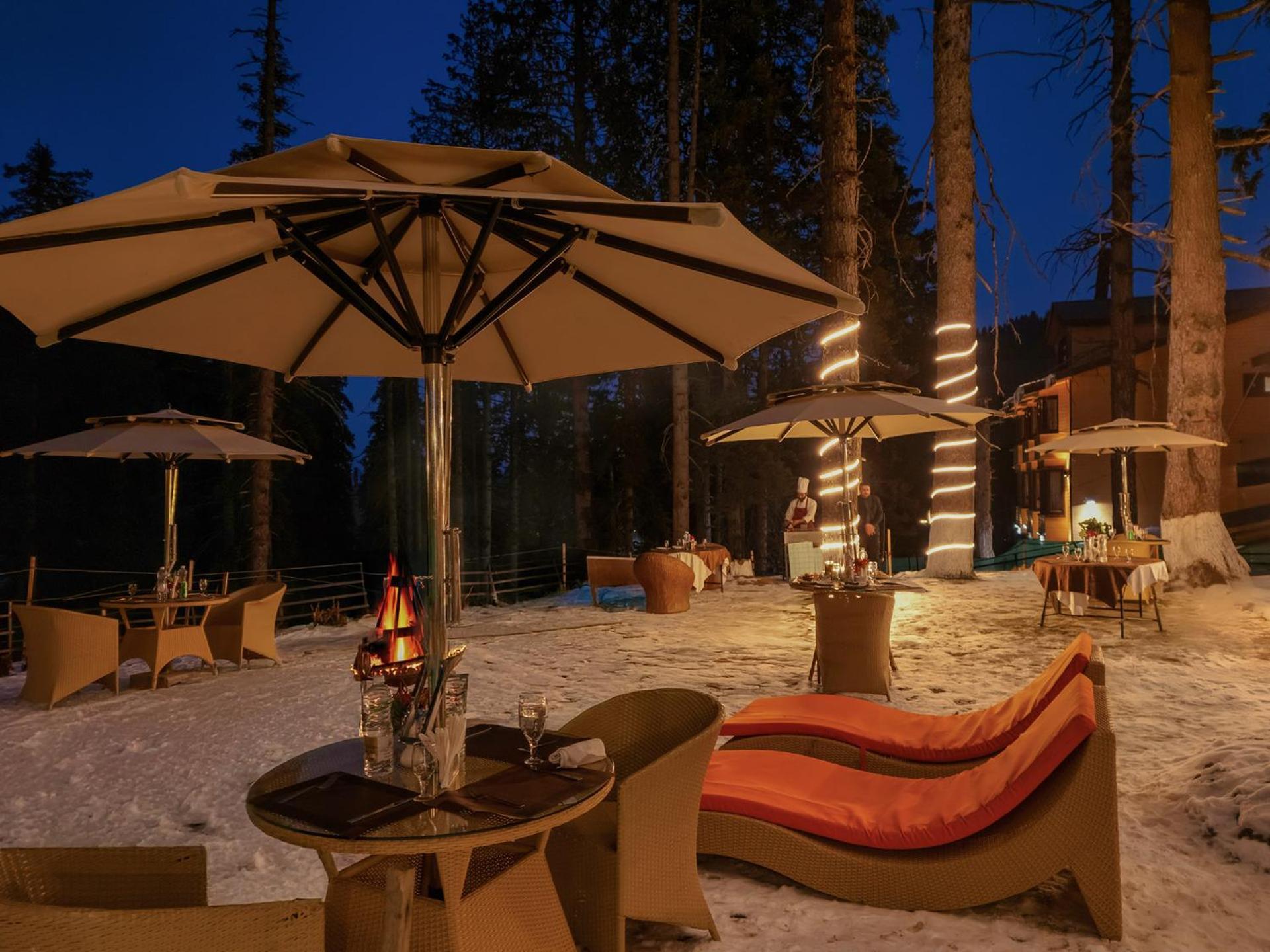 Hotel Pine Spring Γκουλμάργκ Εξωτερικό φωτογραφία