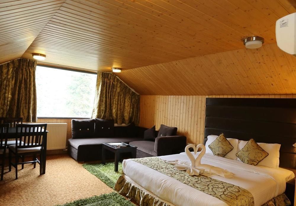 Hotel Pine Spring Γκουλμάργκ Εξωτερικό φωτογραφία