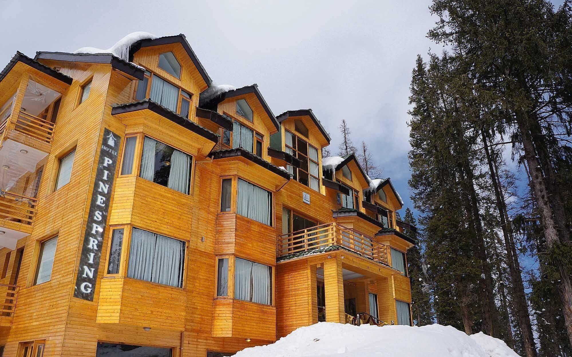 Hotel Pine Spring Γκουλμάργκ Εξωτερικό φωτογραφία